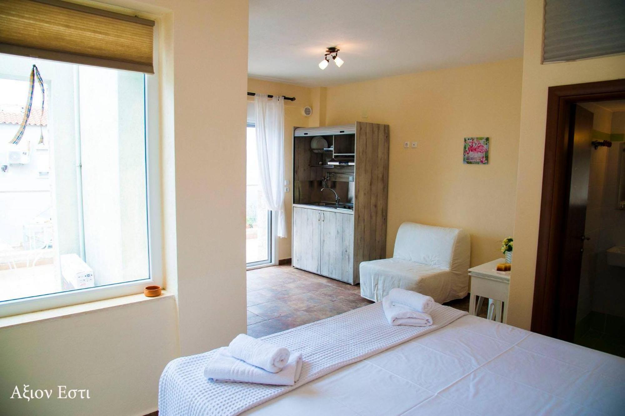 Axion Esti Apartments Скопелос Екстер'єр фото