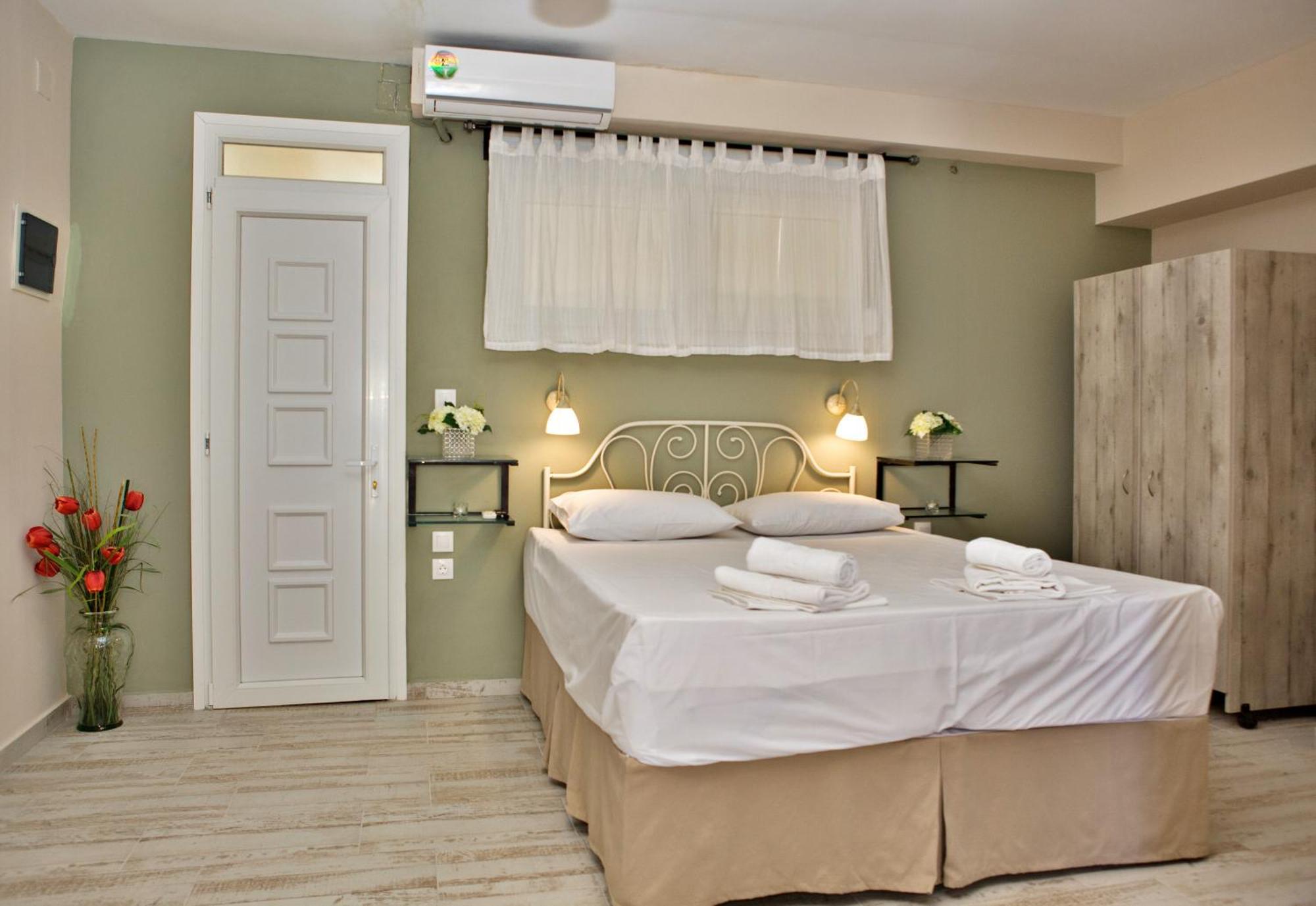 Axion Esti Apartments Скопелос Номер фото