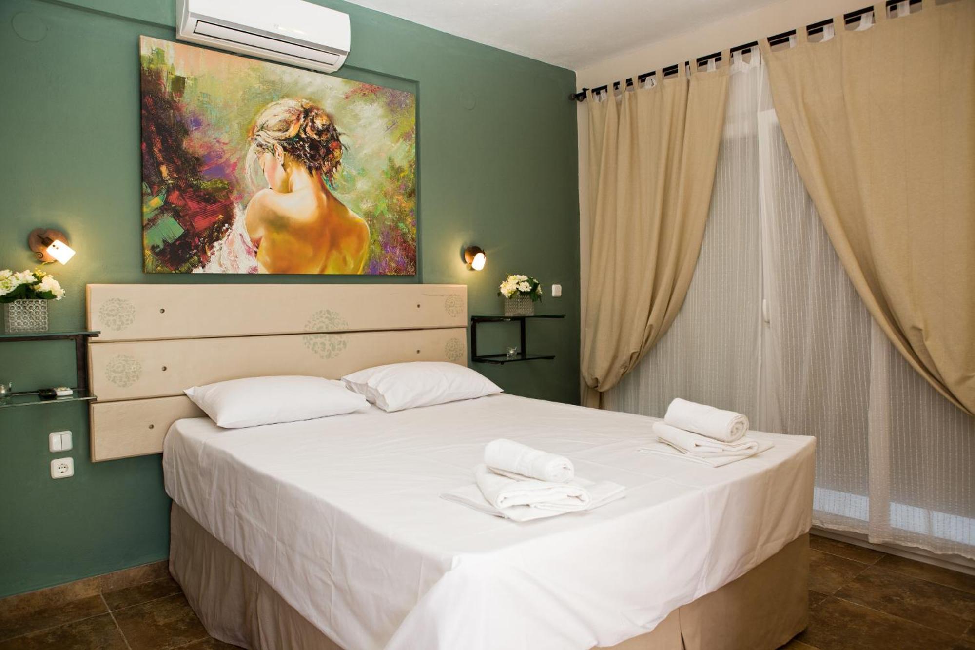 Axion Esti Apartments Скопелос Номер фото